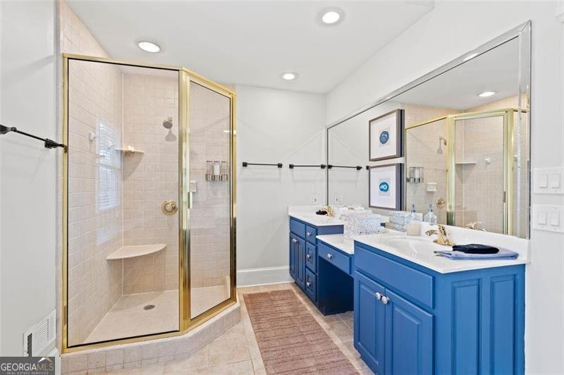 4337 MOUNTAIN VIEW Road Oakwood - 38