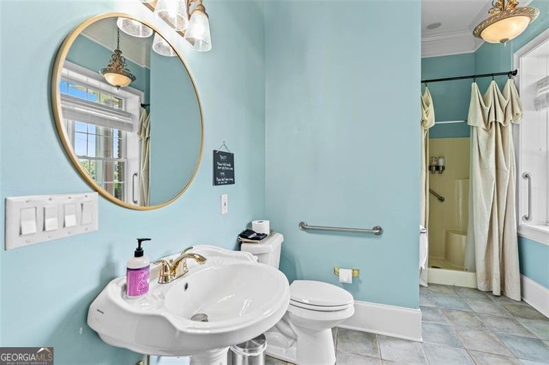 4337 MOUNTAIN VIEW Road Oakwood - 43