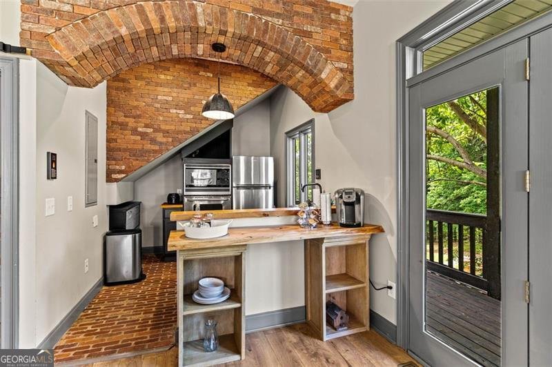 4337 MOUNTAIN VIEW Road Oakwood - 62