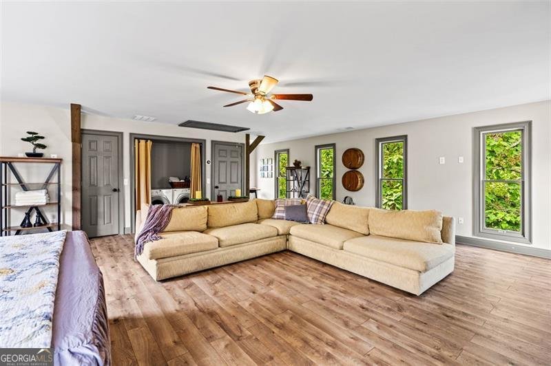 4337 MOUNTAIN VIEW Road Oakwood - 72