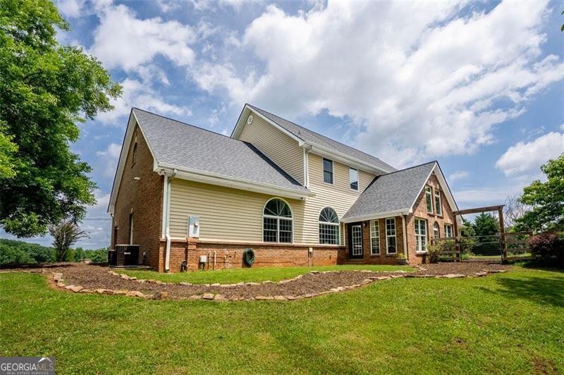 4337 MOUNTAIN VIEW Road Oakwood - 86
