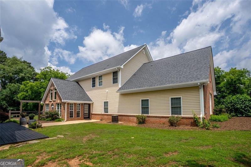 4337 MOUNTAIN VIEW Road Oakwood - 87