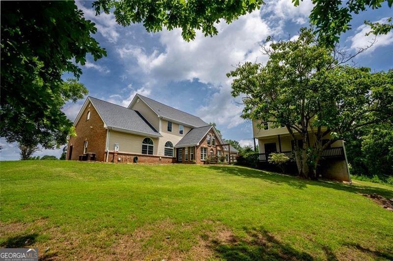 4337 MOUNTAIN VIEW Road Oakwood - 88
