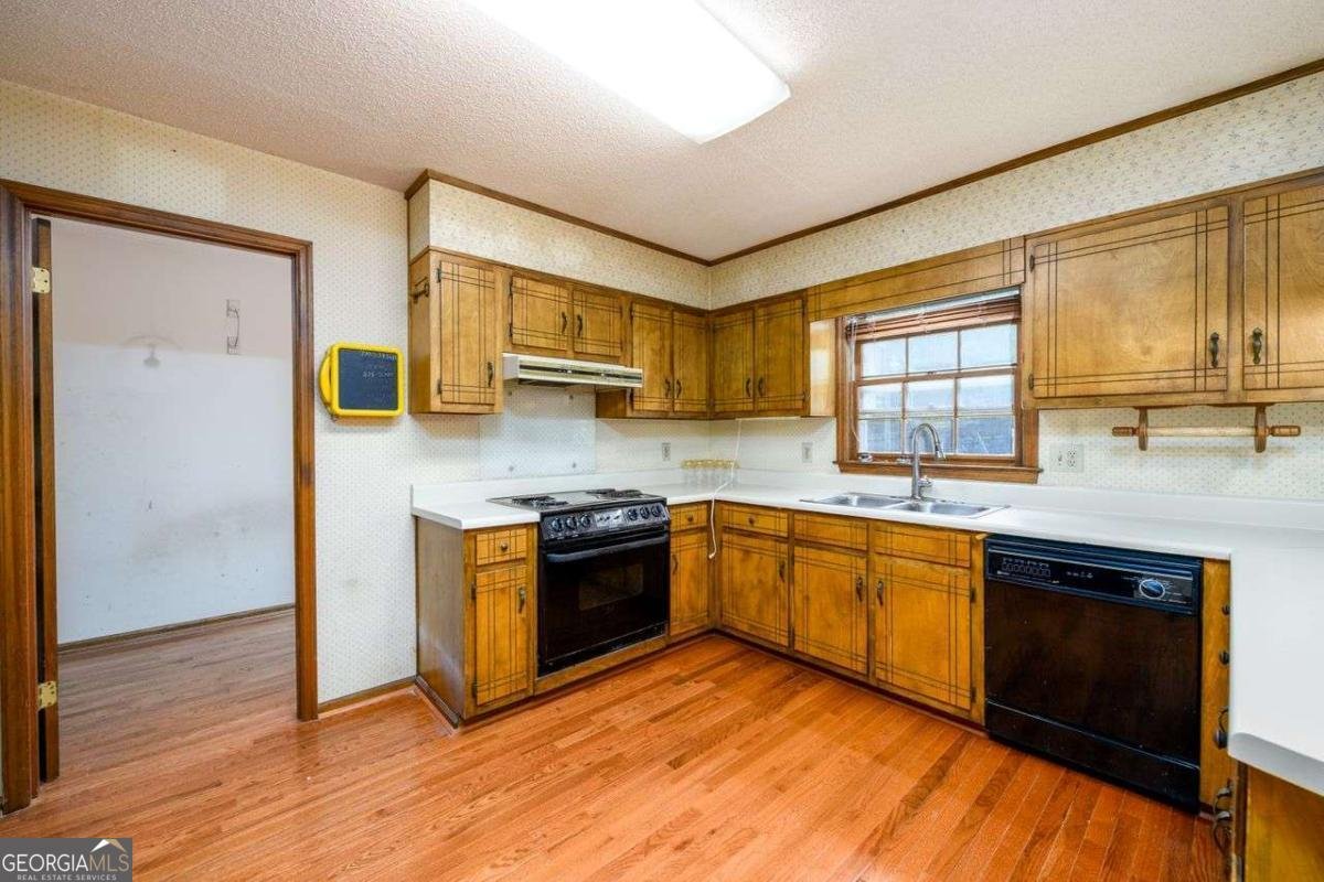 525 WATSON Place Gainesville - 11