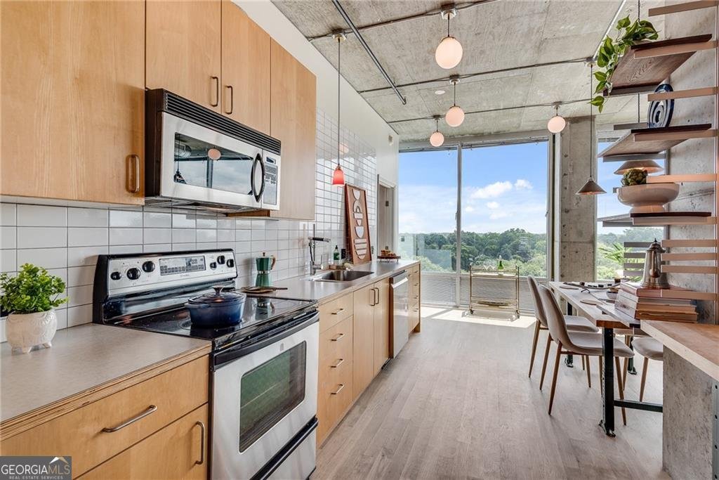 943 Peachtree Street Atlanta - 21