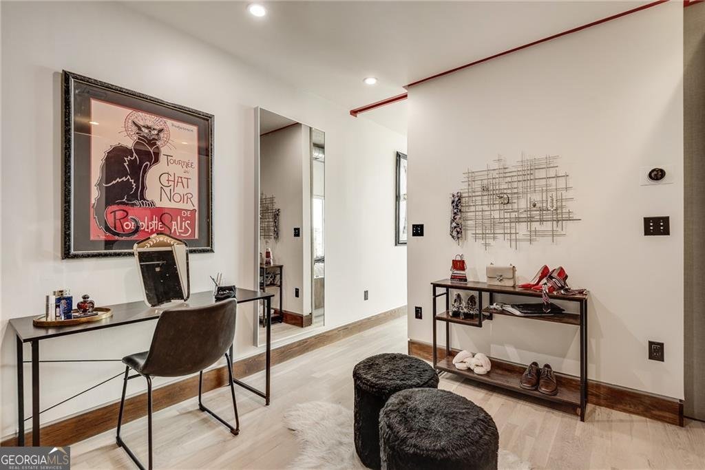 943 Peachtree Street Atlanta - 27