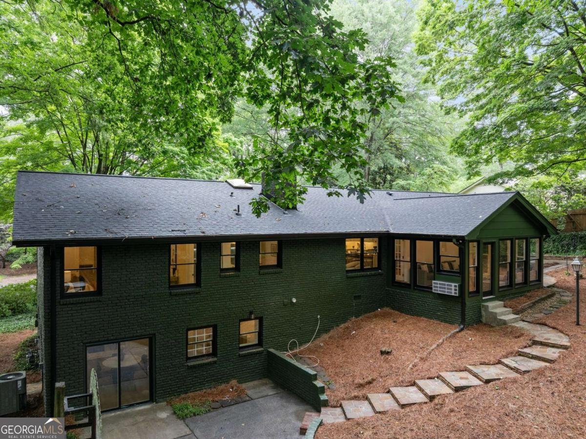 2356 Sherbrooke Drive Atlanta - 110