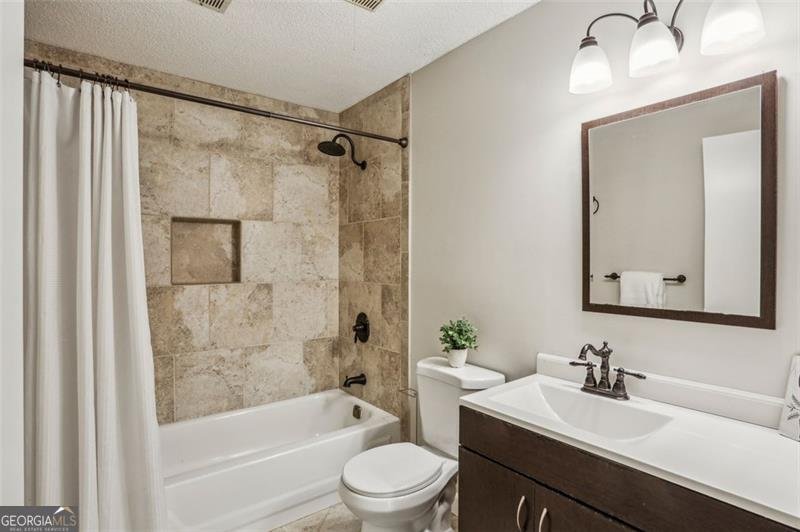 85 Dunwoody Springs Drive Sandy Springs - 18