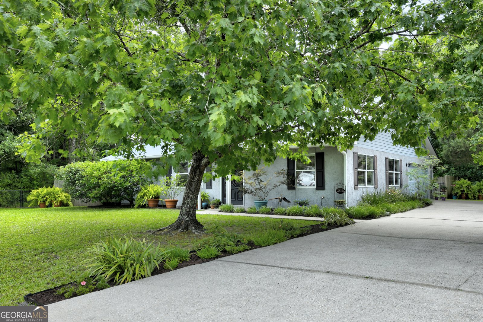 127 Royal Circle Kingsland - 2