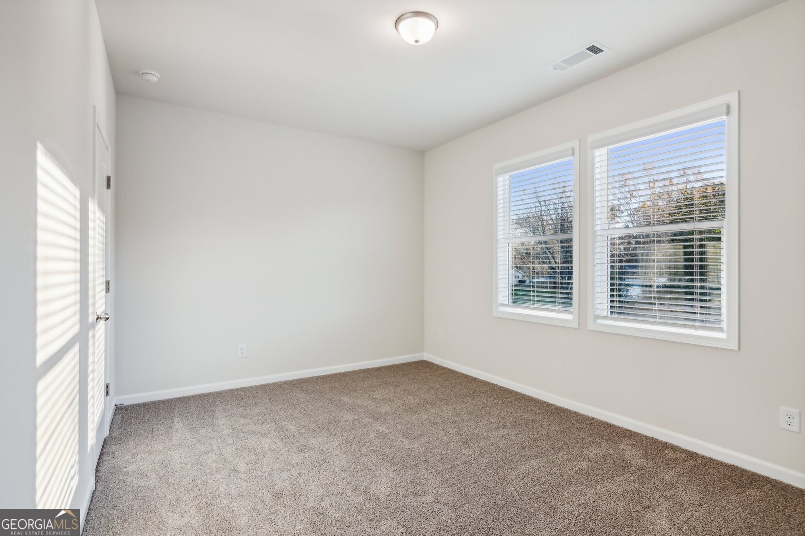 8610 Standing Stone Ball Ground - 26