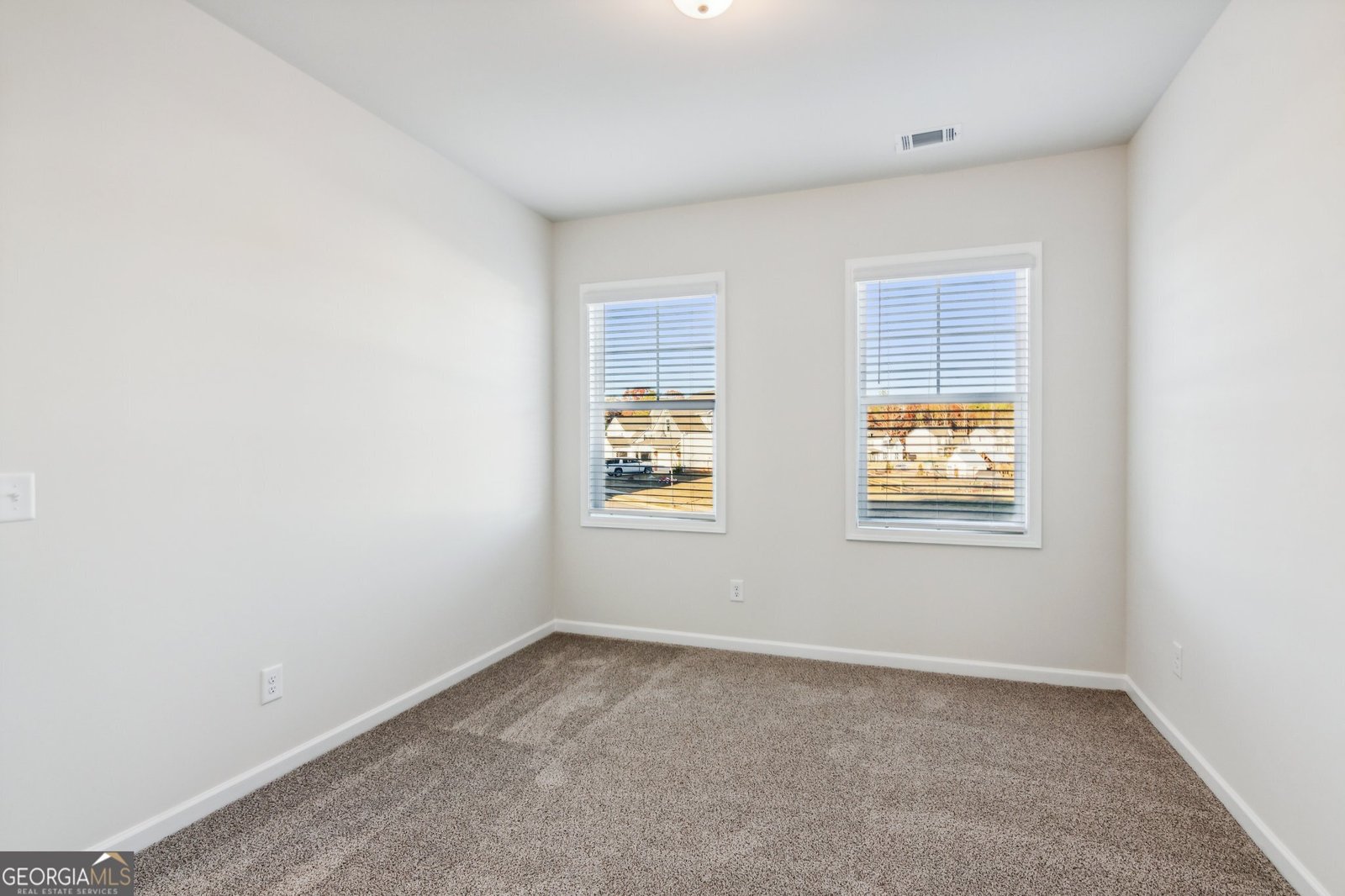 8610 Standing Stone Ball Ground - 28