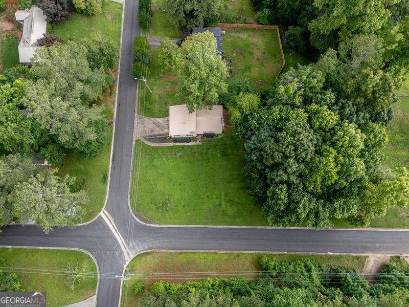 629 Silver Trace Court Woodstock - 28