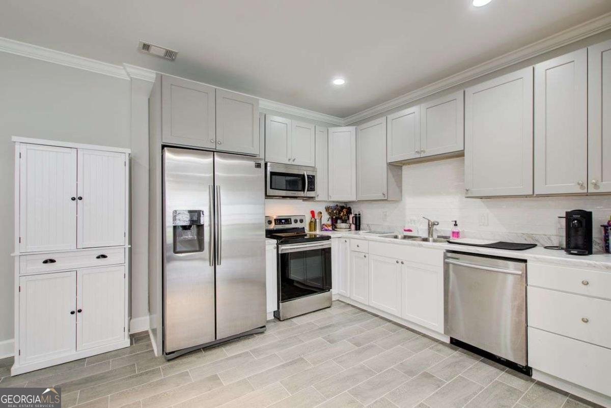 1952 SUGARSTONE Drive Lawrenceville - 43