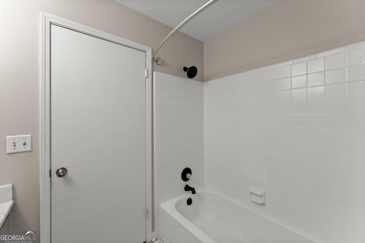 215 Truehedge Trace Roswell - 22