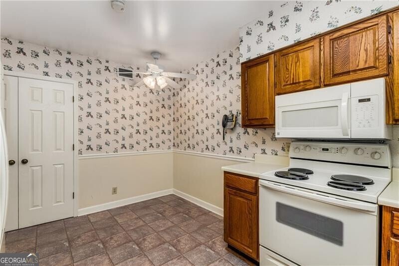 408 Coleraine Smyrna - 13