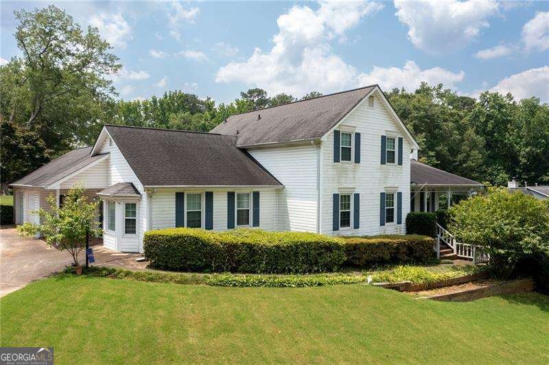 2692 Wellington Drive Marietta - 1