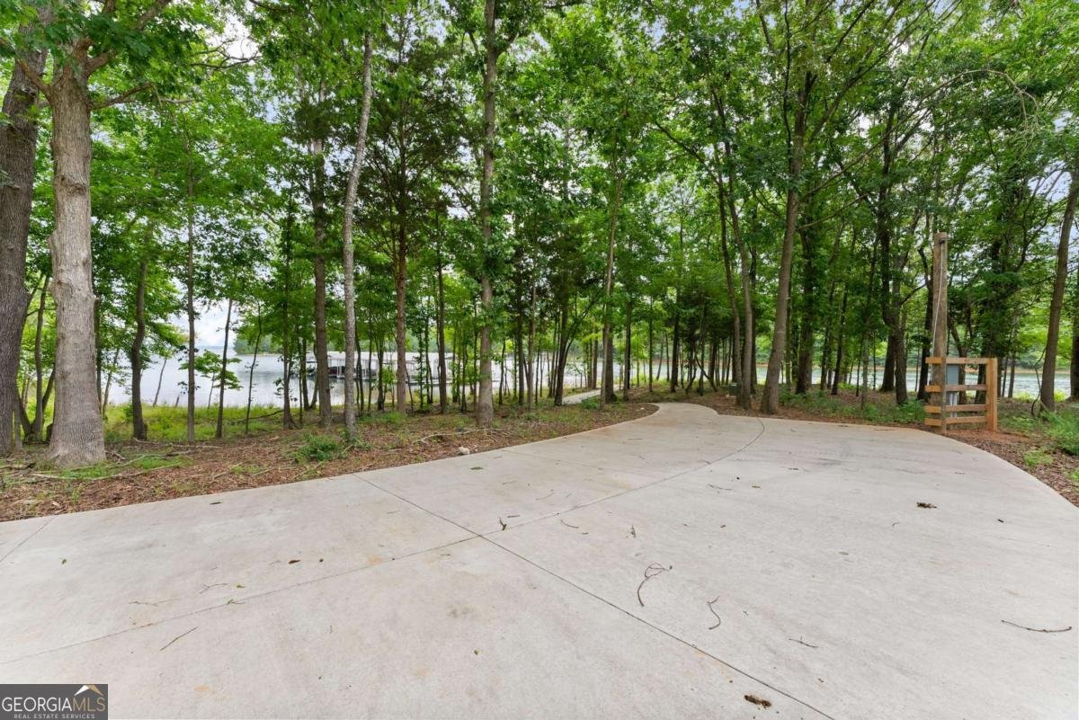 151 South Pointe Drive Hartwell - 77