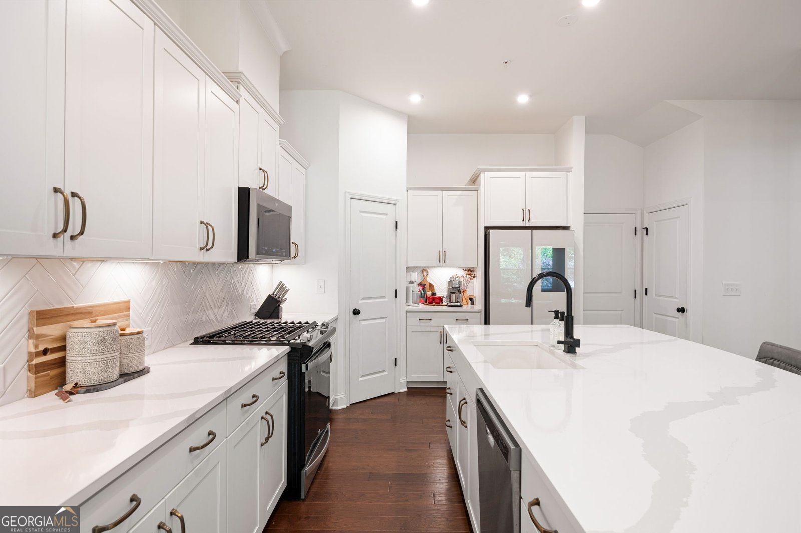 203 Holden Way Woodstock - 13