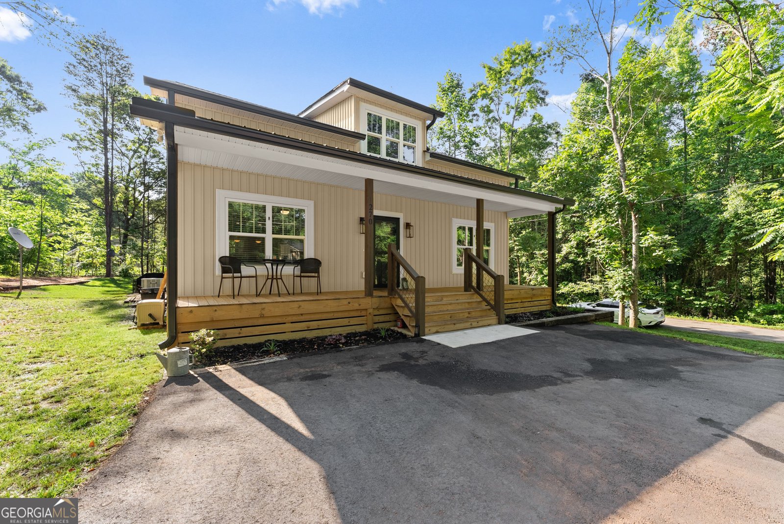 270 Townview Drive Cleveland - 2