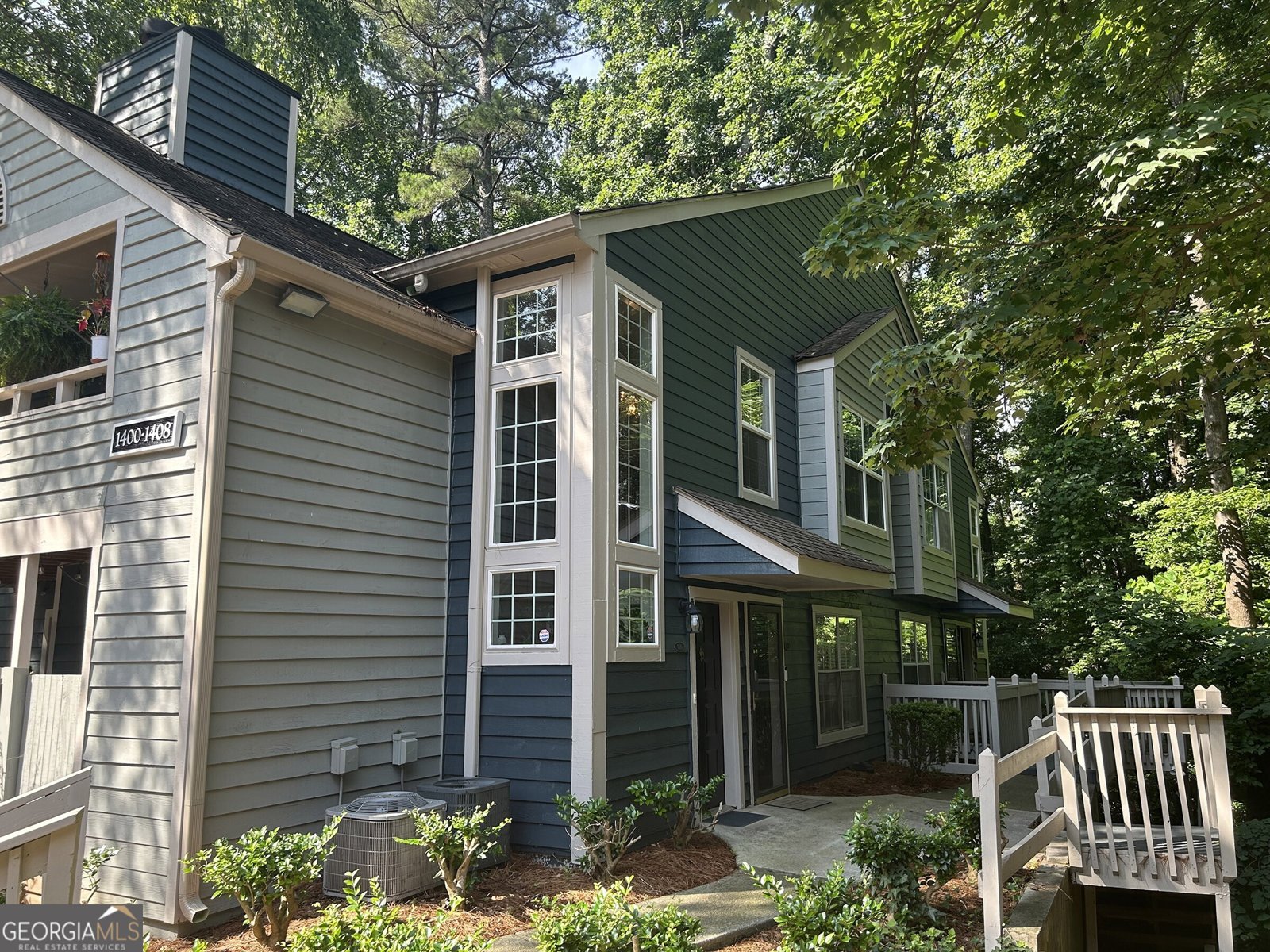 1404 Crossing Drive Atlanta - 1
