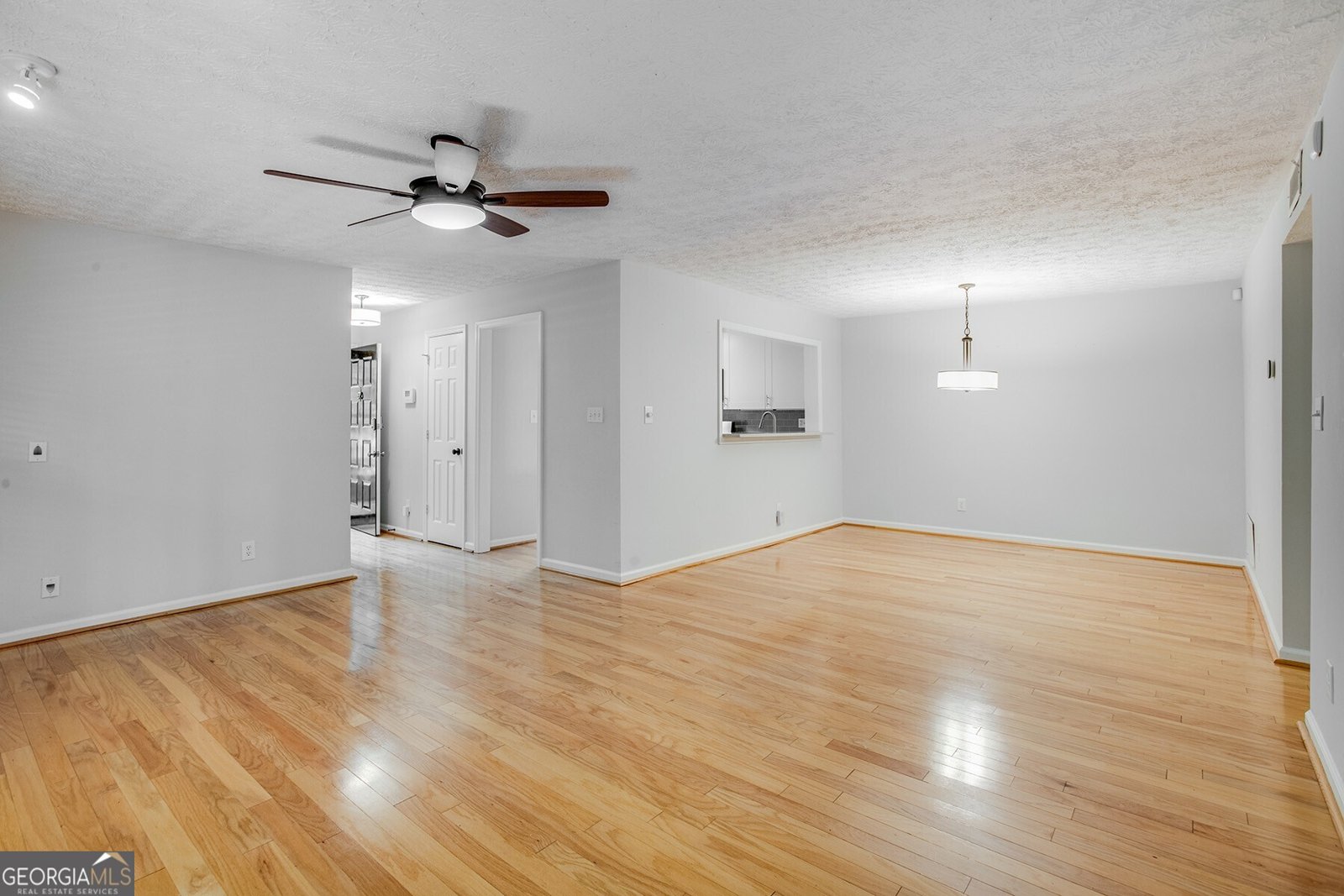 1404 Crossing Drive Atlanta - 15
