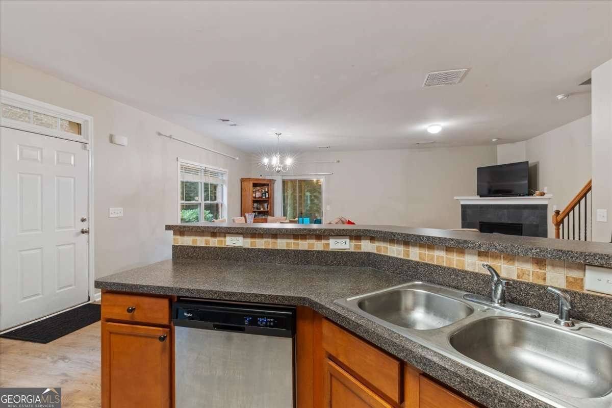 805 PLEASANT HILL Road Lilburn - 9