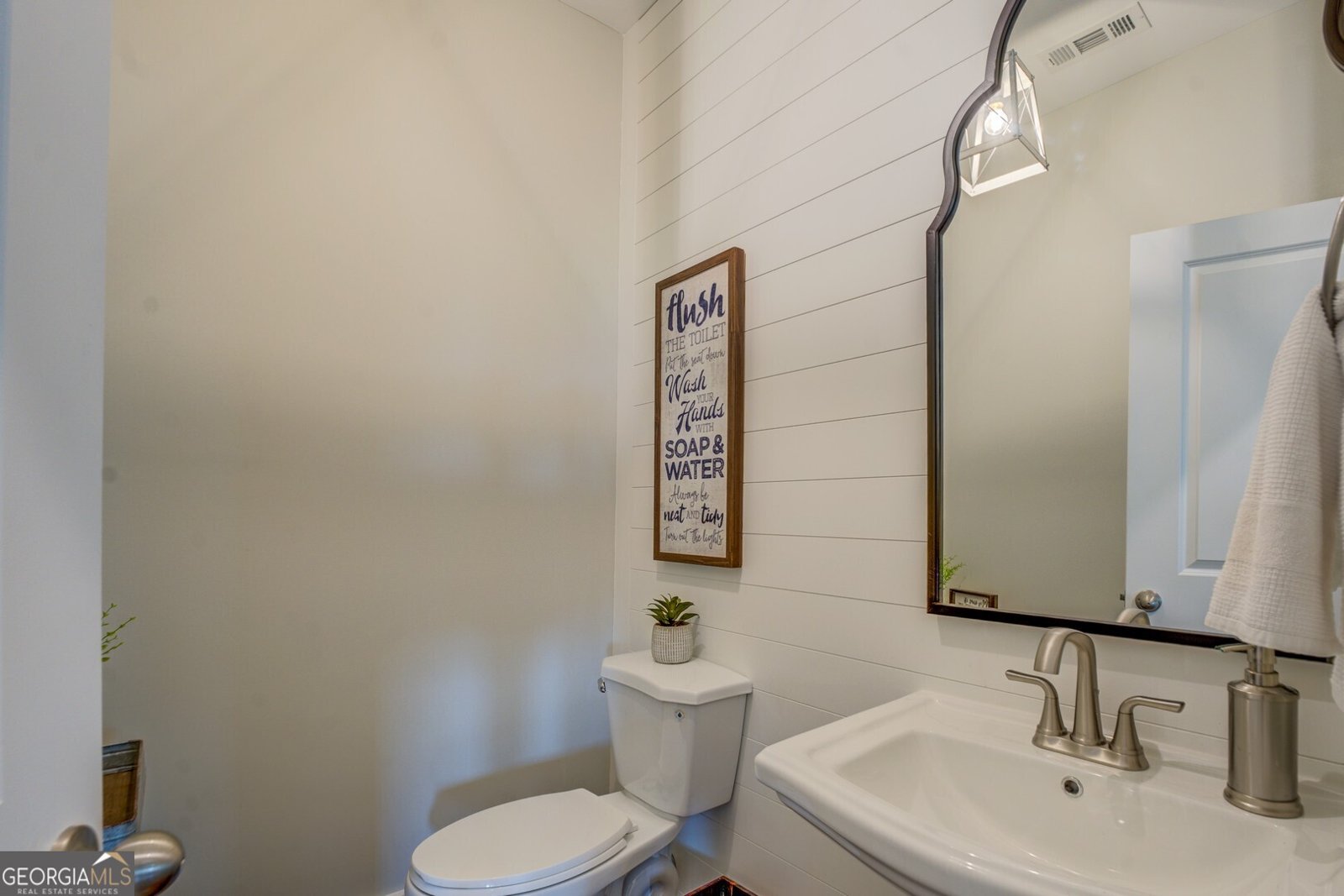3076 East Lake Road McDonough - 40