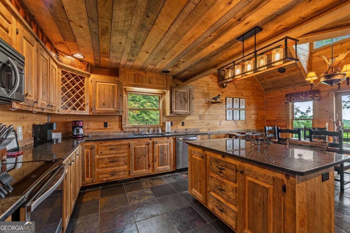 820 Sweetbay Drive Blairsville - 30