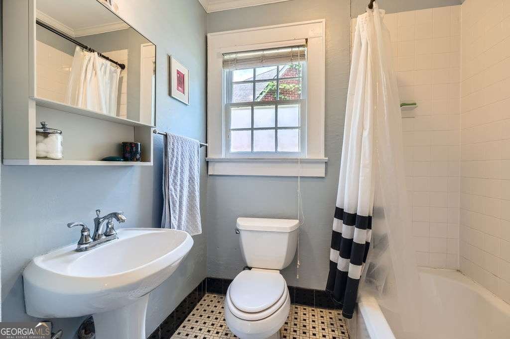 1134 Jefferson Avenue East Point - 16