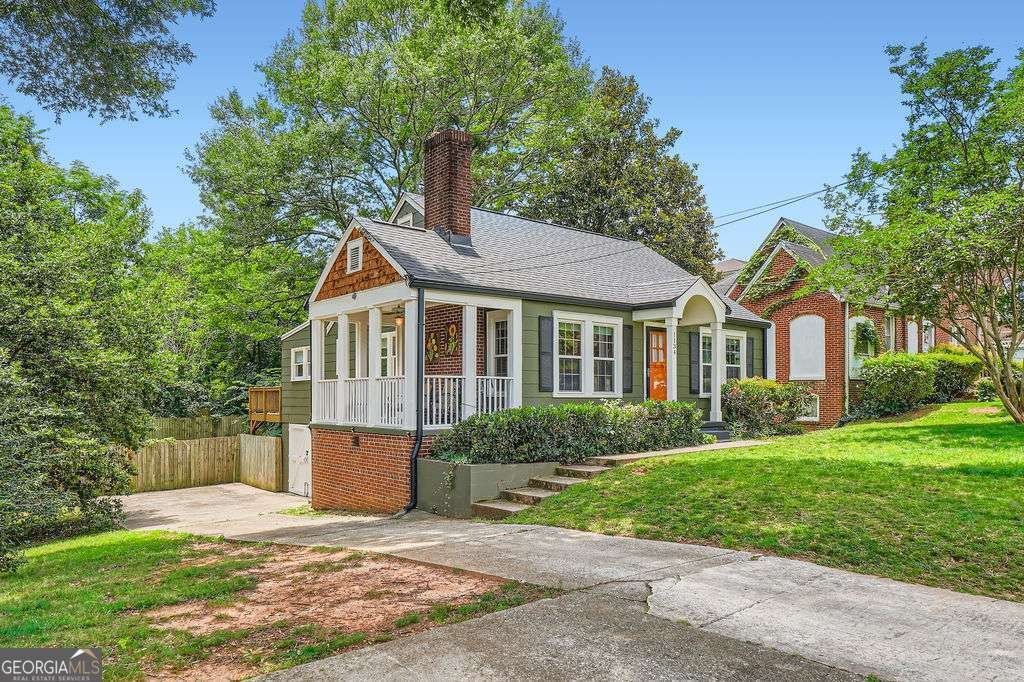 1134 Jefferson Avenue East Point - 2