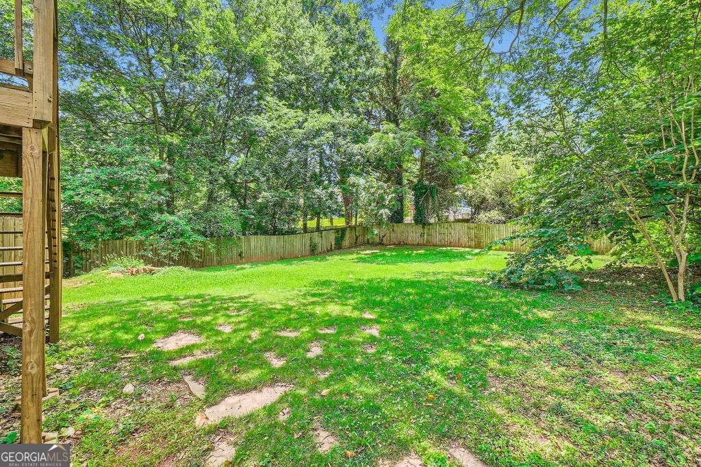 1134 Jefferson Avenue East Point - 24