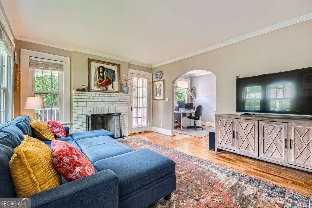 1134 Jefferson Avenue East Point - 4