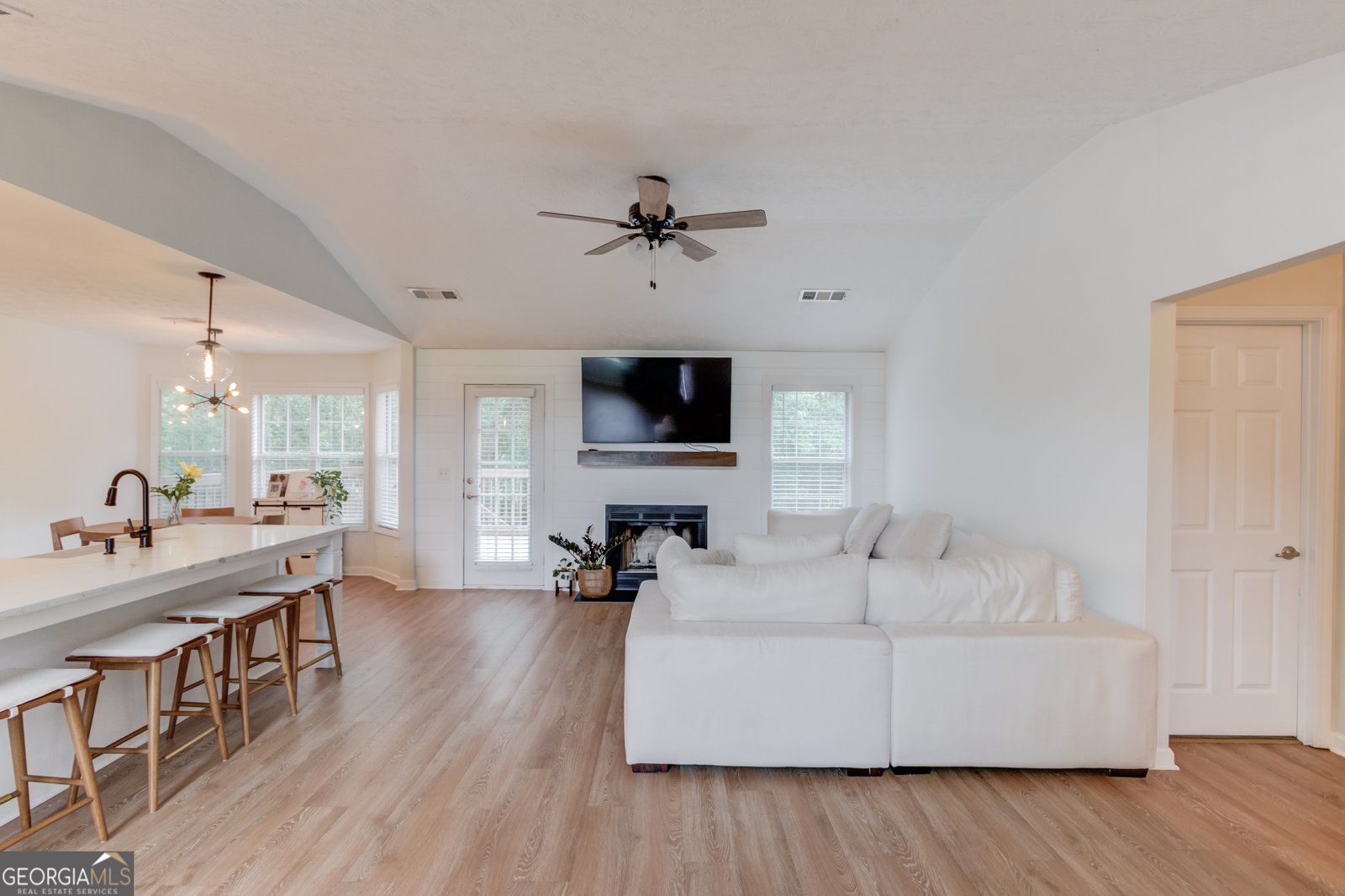 1406 Marshview Court Hoschton - 10