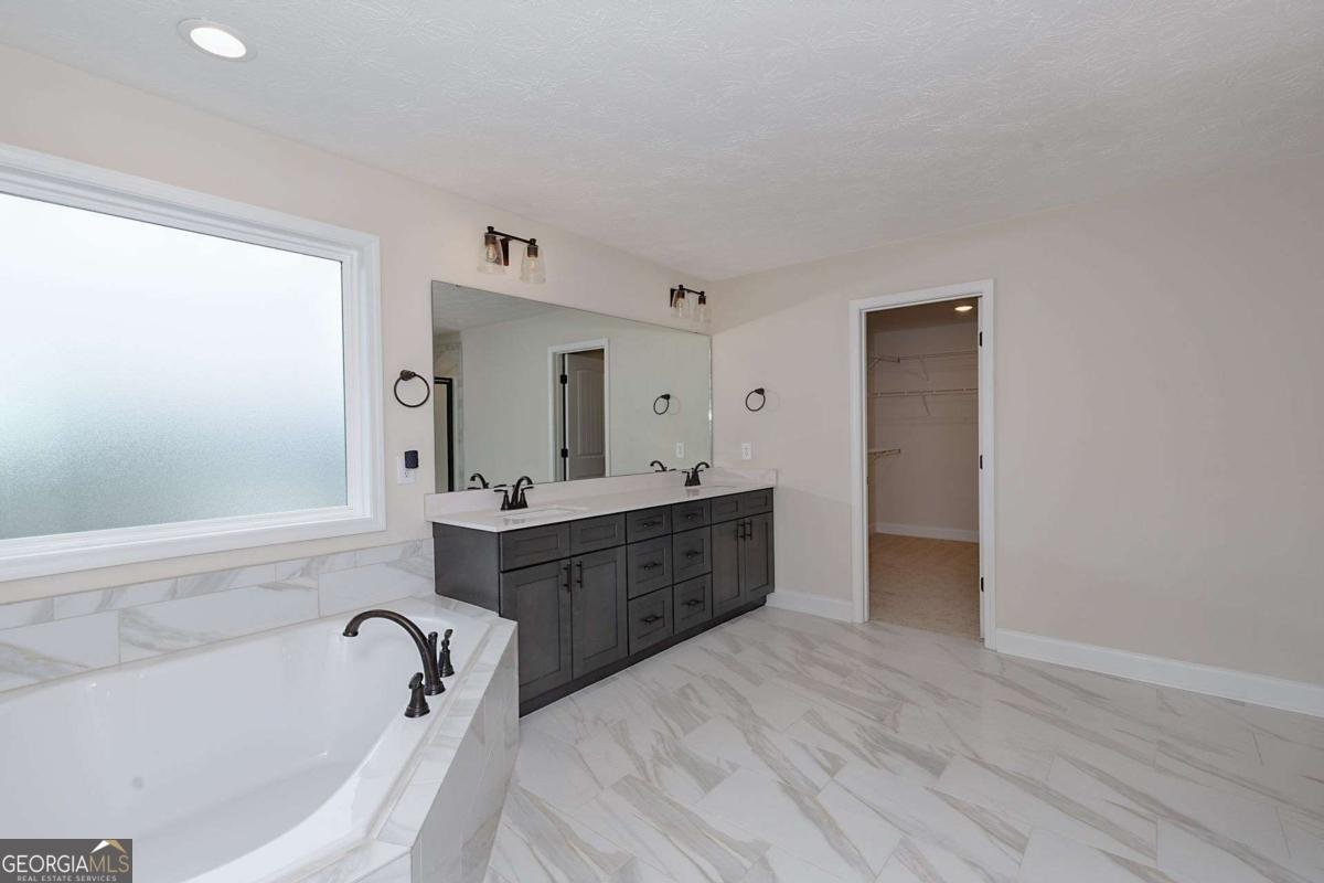 7312 Pine Chase Drive Midland - 23