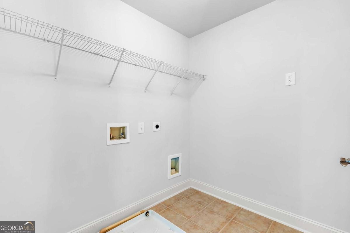 5865 Trailwood Court Suwanee - 27