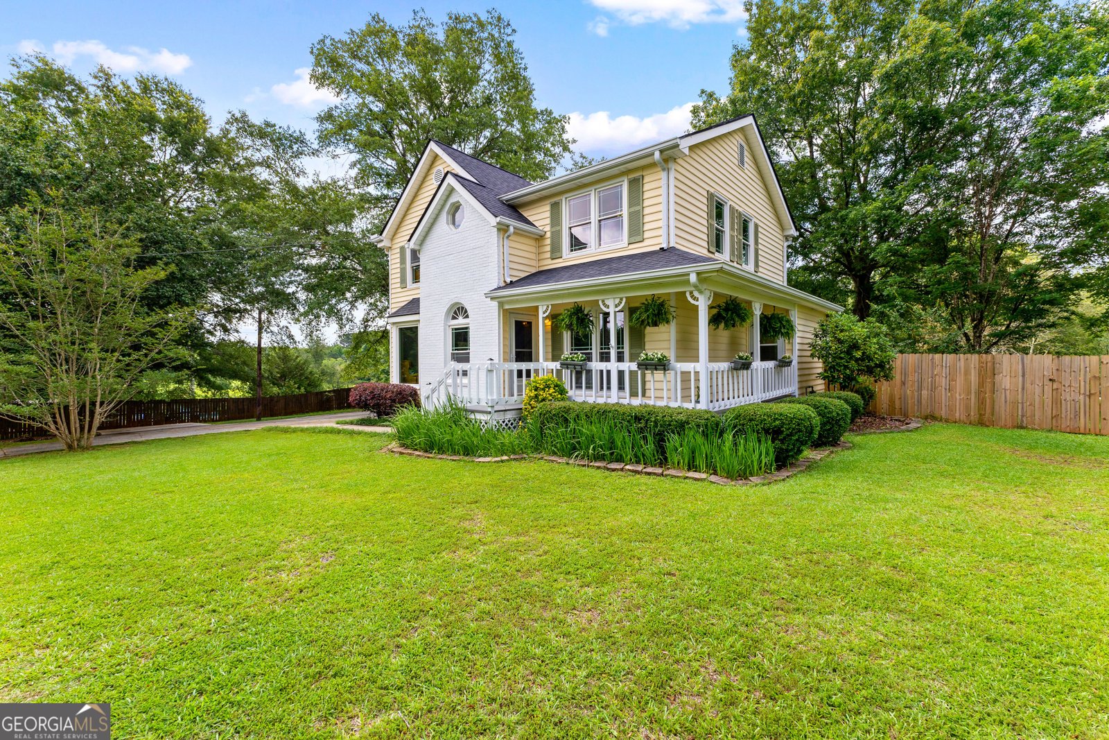 135 Cherokee Place Fayetteville - 2
