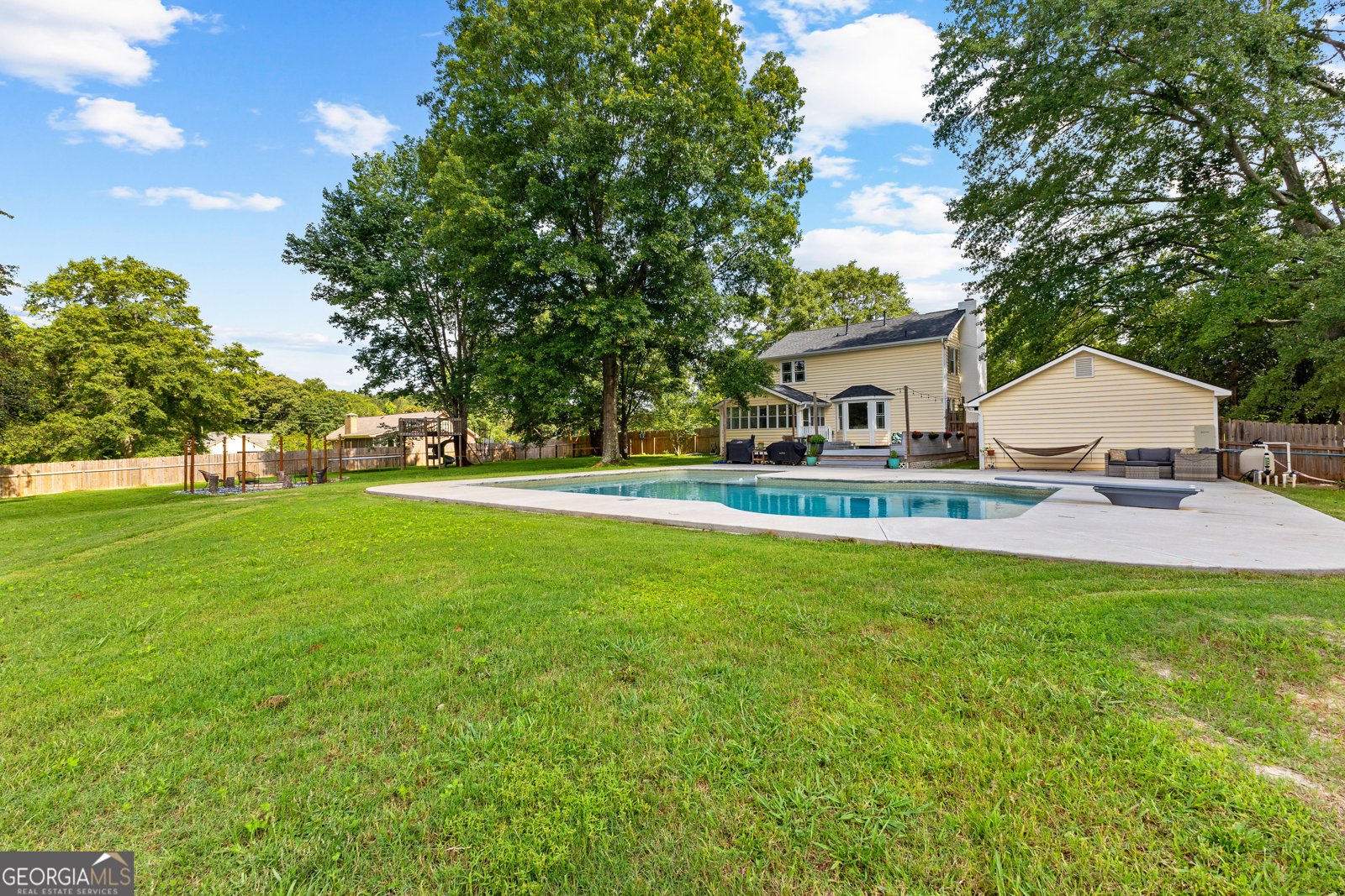 135 Cherokee Place Fayetteville - 44