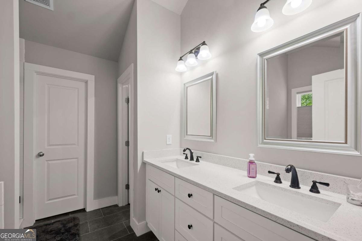 4525 Chestatee Heights Road Gainesville - 31