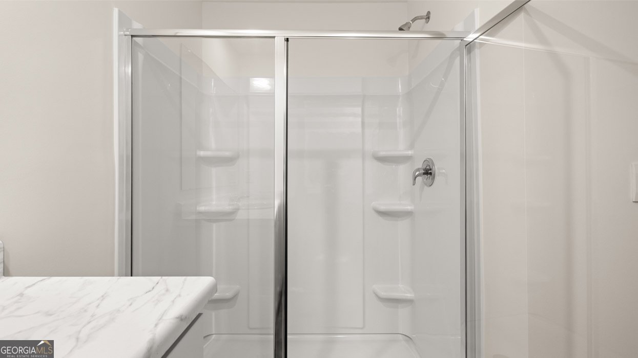 372 Sound Circle Stockbridge - 17