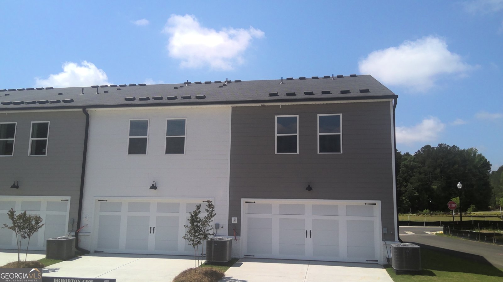 372 Sound Circle Stockbridge - 37