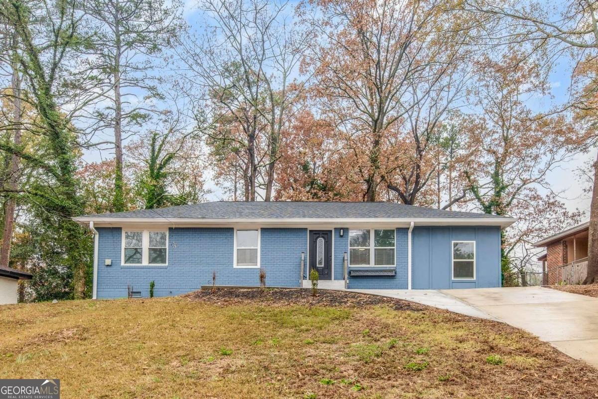 2899 Gresham Road Atlanta - 1