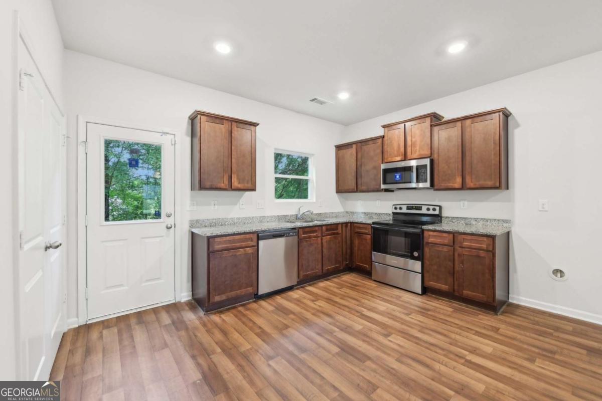 4001 Avalon Road Atlanta - 13