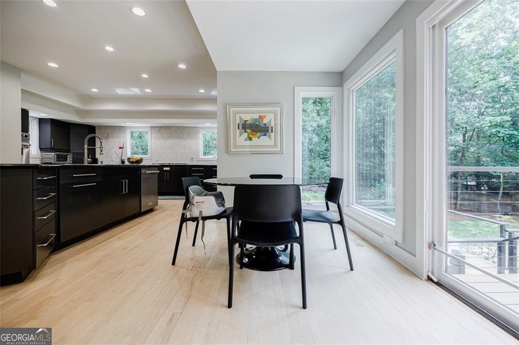 1510 Chevron Drive Sandy Springs - 14