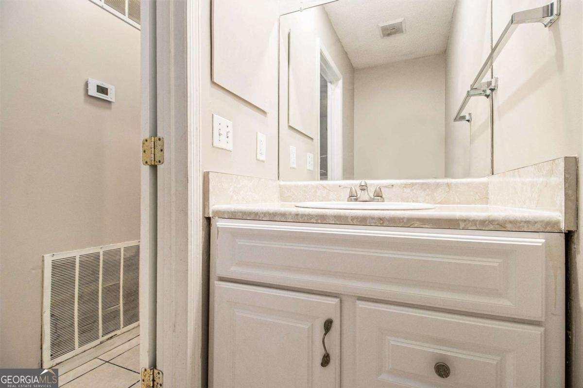 2039 Oak Park Lane Decatur - 16