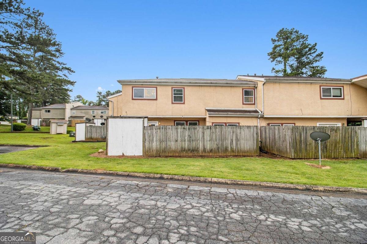 2039 Oak Park Lane Decatur - 33