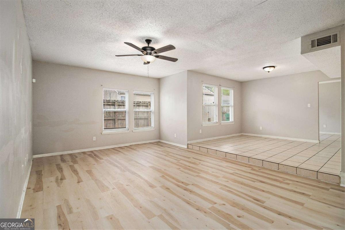 2039 Oak Park Lane Decatur - 8