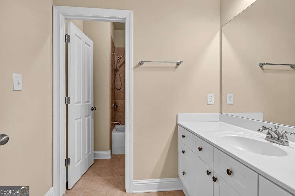 3810 Baverton Drive Suwanee - 32