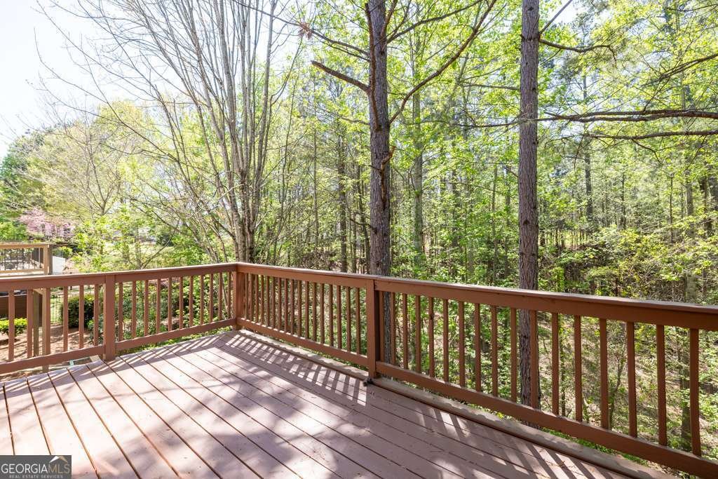 3810 Baverton Drive Suwanee - 40