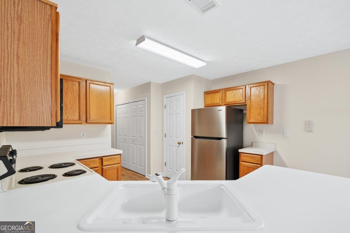 910 Laurel Cove Drive Snellville - 11