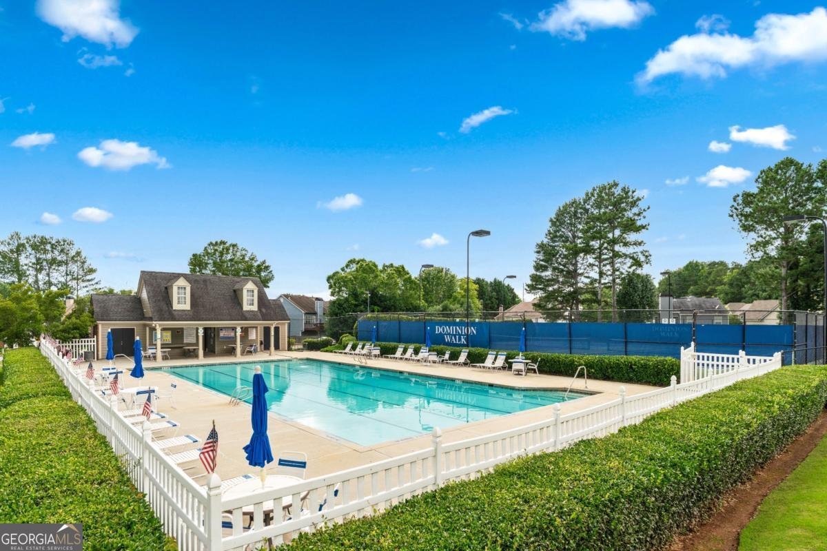 910 Laurel Cove Drive Snellville - 34
